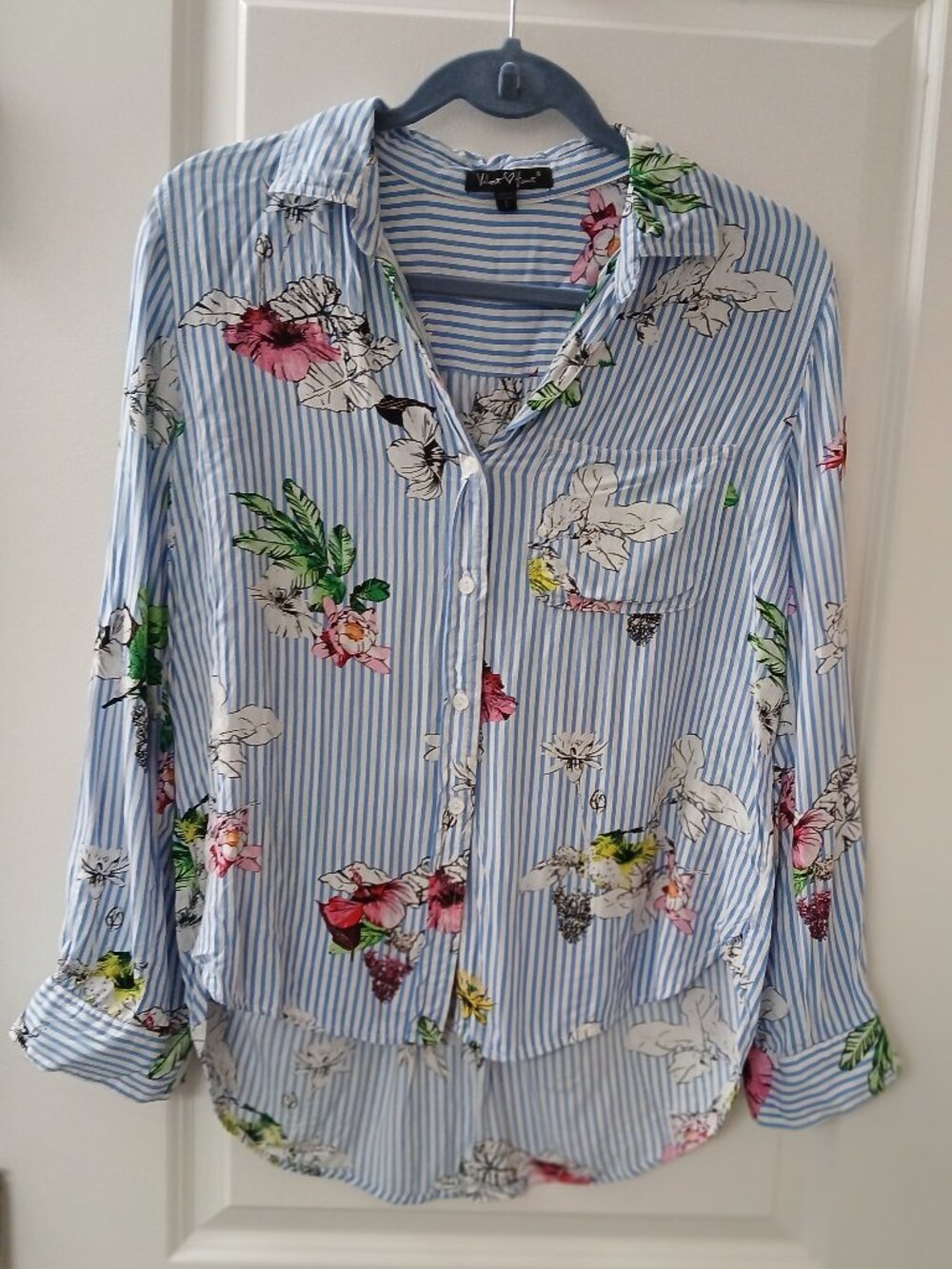 Velvet Heart Women's Long Sleeve  Button Down Blue White Stripe Floral Overlay B